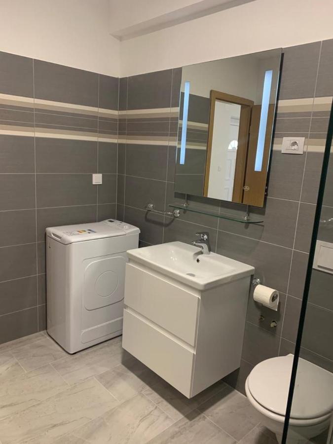 Apartman Dalija วิงกุรัน ภายนอก รูปภาพ